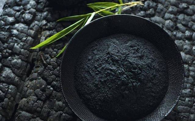Black pigment